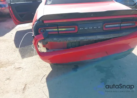 2019 Dodge Challenger Sxt Awd z USA, uszkodzony, nr VIN 2C3CDZGG7KH677865